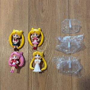 Gifts for Her 🎁4 x Sailor moon + 3 xTransparent Stand